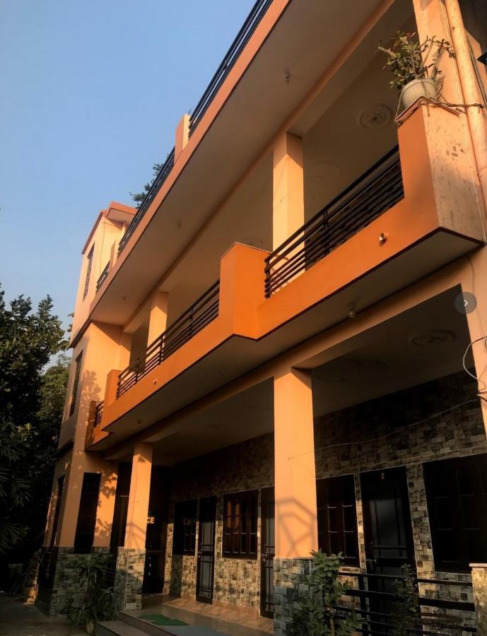 Karwaan Homestay Rishīkesh Esterno foto
