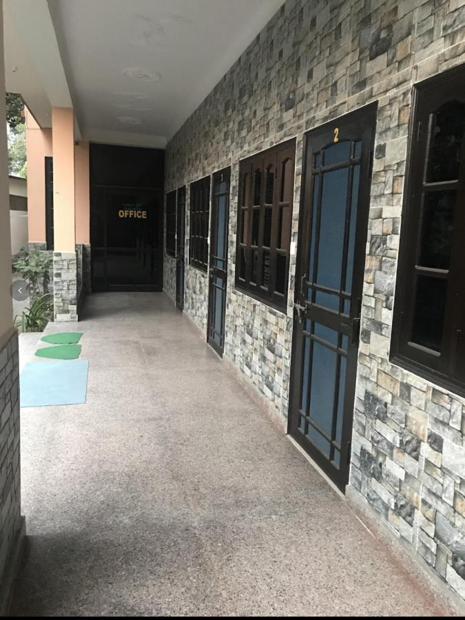 Karwaan Homestay Rishīkesh Esterno foto